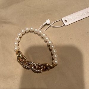 Pearl and chain with rhinestone bracelet